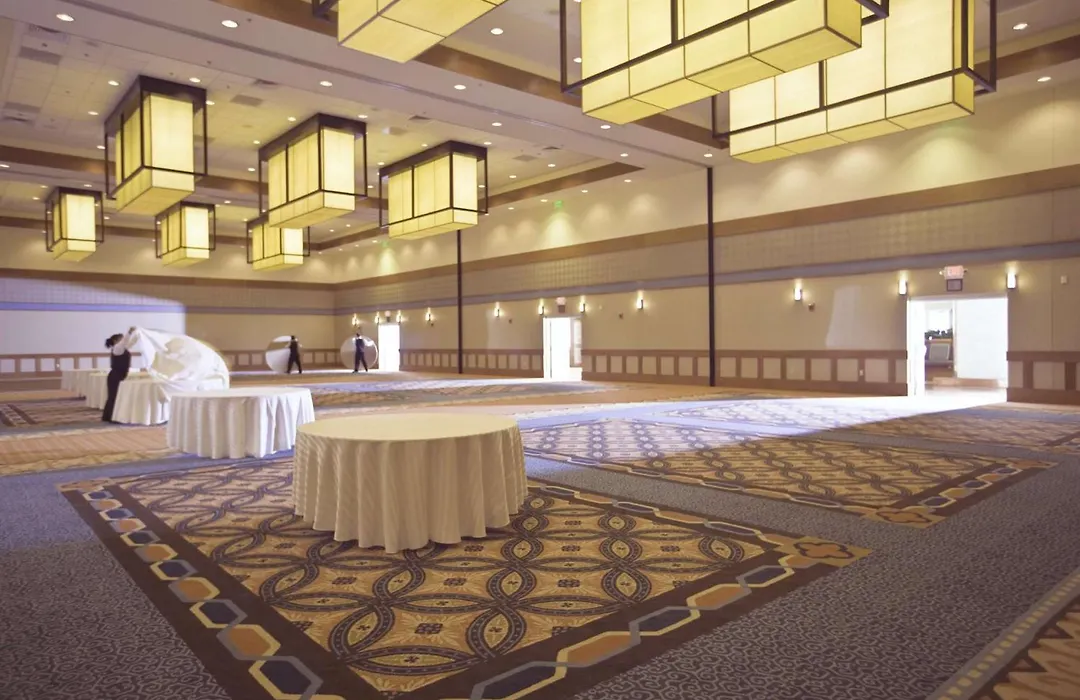 Doubletree By Hilton Phoenix- Tempe-1